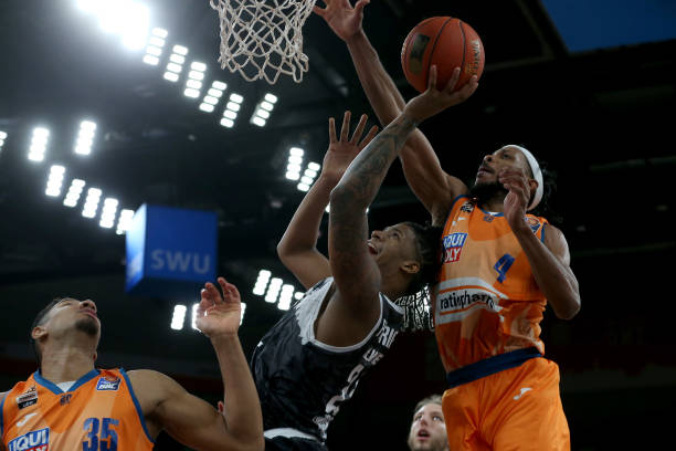 复强调防守 复强调防守