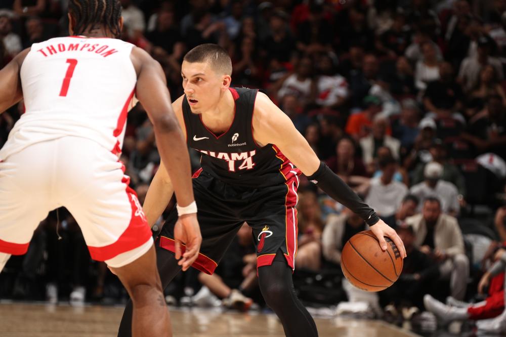 形成了与阿 形成了与阿