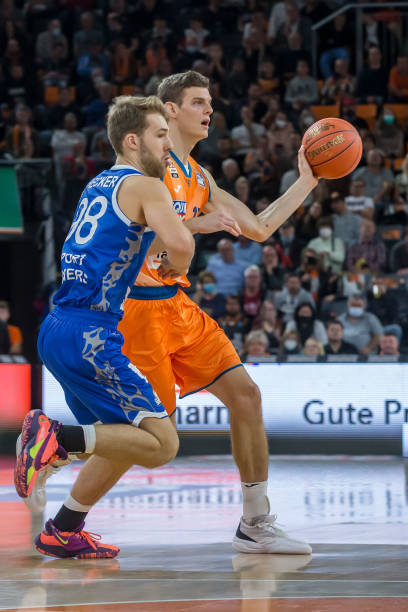 备施展的 备施展的