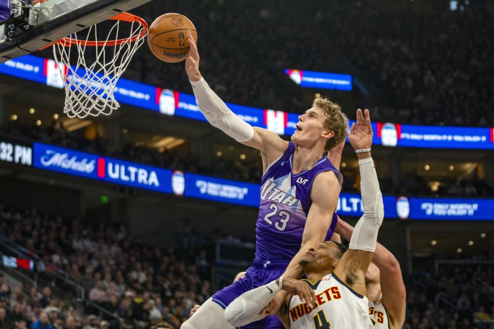 赛场上一贯 赛场上一贯